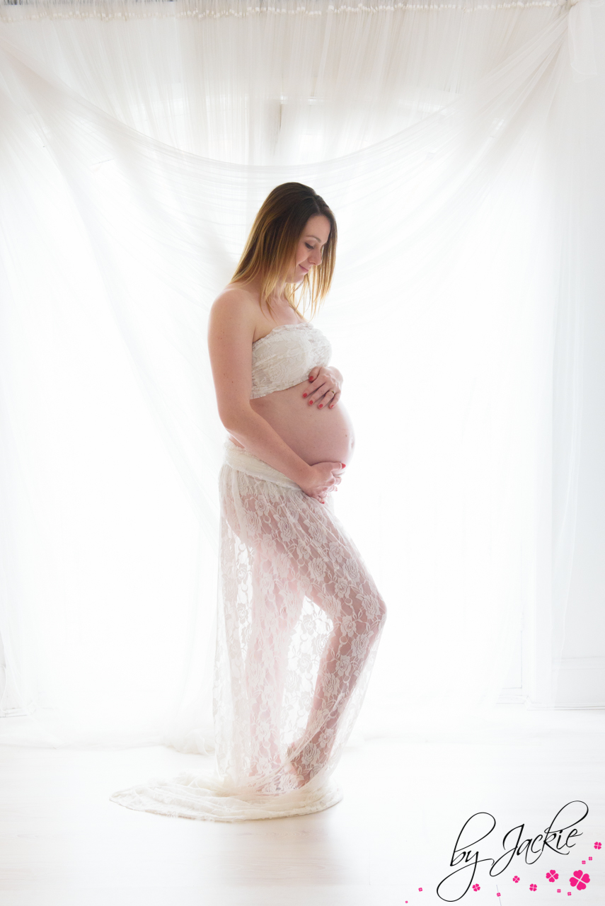 Love your bump natural light maternity photography By Jackie near York Yorkshire