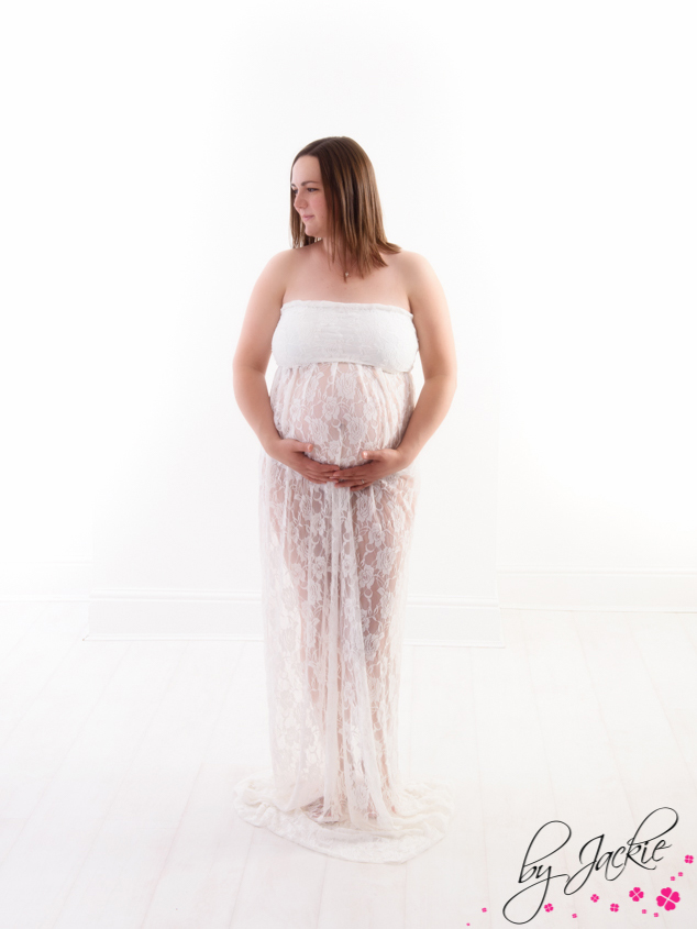 Pregnant mum-to-be at maternity shoot at Step Up Studio Howden Babies By Jackie