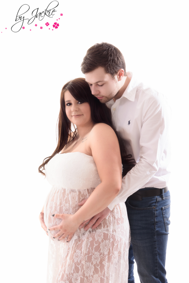 Photo of couple at a maternity photo session with Babies By Jackie near York Yorkshire